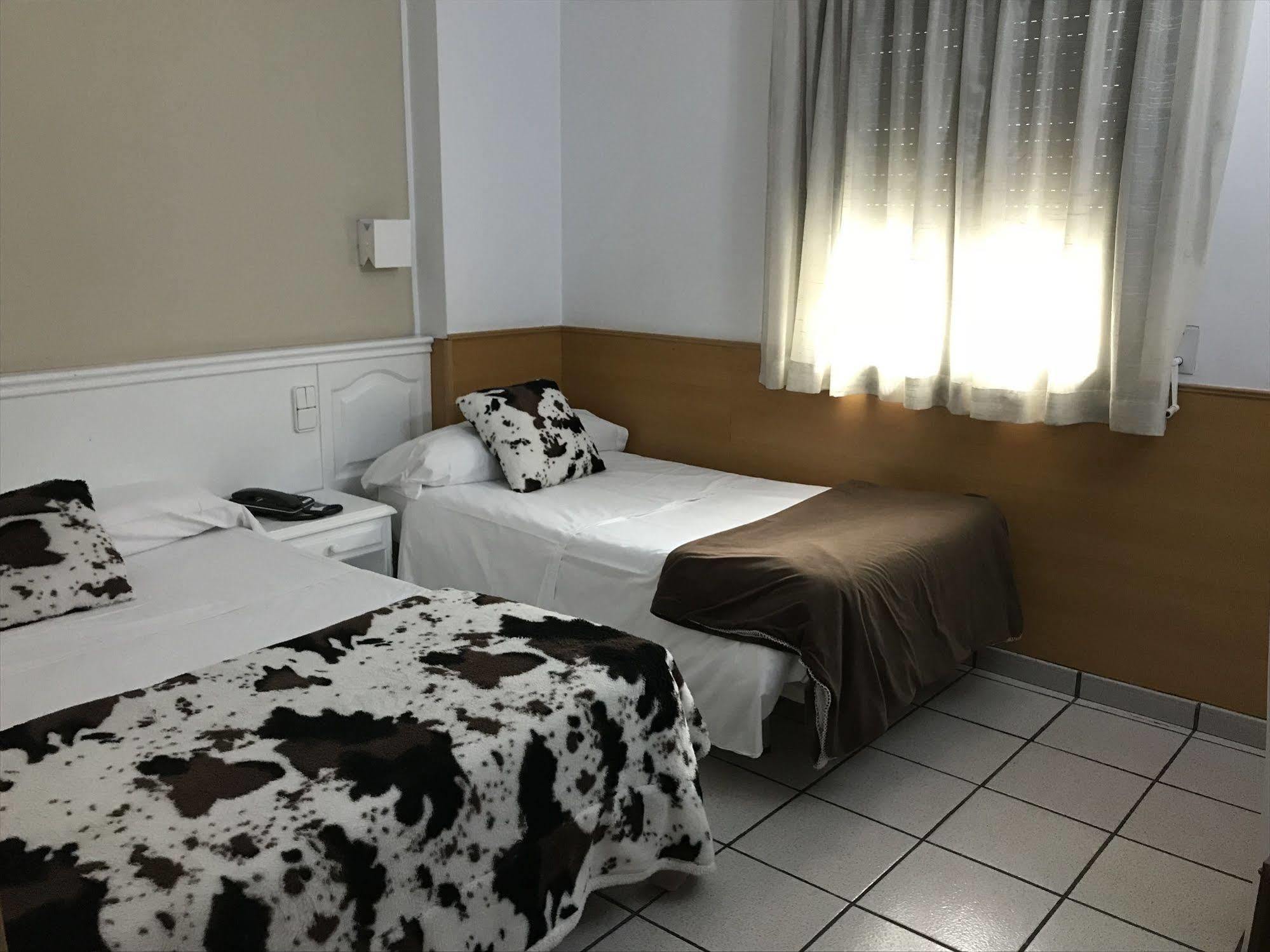 Hotel Pitiusa أندورا لا فيلا المظهر الخارجي الصورة